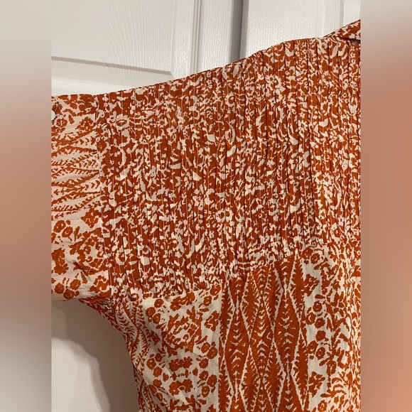 LOVE KYLA Henri Blouse Cotton
Voile Top Small/Medium - Runs full - Picture 8 of 10